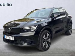 Svart Begagnad 2022 Volvo XC40 Core SUV | 349 900 kr
