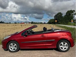 Röd Begagnad 2007 Peugeot 207 Cab | 24 000 kr