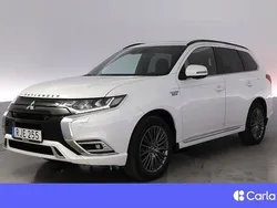 Vit Begagnad 2018 Mitsubishi Outlander P-HEV Edition SUV | 239 900 kr (Marknadspris)
