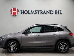 Mörkgrå Begagnad 2023 Mercedes GLA250 Premium Plus SUV | 399 900 kr (Bra pris)