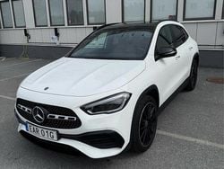 Vit Begagnad 2023 Mercedes GLA250 AMG SUV | 454 700 kr (Superpris)