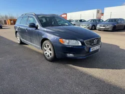 Blå Begagnad 2014 Volvo V70 Momentum Kombi | 109 500 kr (Marknadspris)