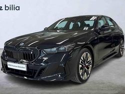Svart Begagnad 2025 BMW i5 M Sport Sedan | 699 900 kr (Bra pris)