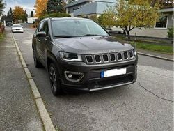 Grå Begagnad 2020 Jeep Compass SUV | 239 000 kr (Marknadspris)