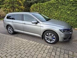 Silver Begagnad 2017 VW Passat GTE Kombi | 180 000 kr (Bra pris)