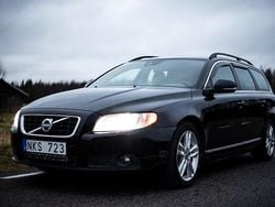 Svart Begagnad 2012 Volvo V70 Momentum Kombi | 139 900 kr (Dyr)