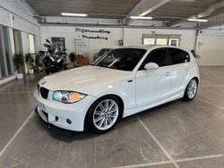 Vit Begagnad 2008 BMW 118 Comfort Edition Halvkombi | 59 900 kr (Marknadspris)