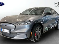 Grå (grey) Begagnad 2023 Ford Mustang Mach-E SUV | 499 900 kr (Marknadspris)