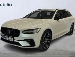 Vit Begagnad 2024 Volvo V90 Ultra Kombi | 579 900 kr