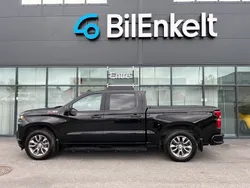 Svart Begagnad 2022 Chevrolet Silverado Van | 659 900 kr