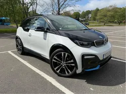 Vit Begagnad 2021 BMW i3 Comfort Edition Halvkombi | 215 000 kr (Marknadspris)