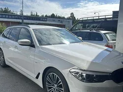 Vit Begagnad 2018 BMW 520 Sport Line Kombi | 235 000 kr (Marknadspris)