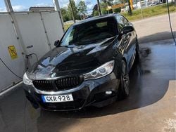 Svart Begagnad 2014 BMW 318 Gran Turismo M Sport Halvkombi | 120 000 kr (Lite dyr)