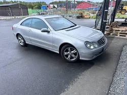 Grå Begagnad 2004 Mercedes CLK320 Avantgarde Sportkupé | 50 000 kr