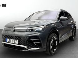 Mörkgrå Begagnad 2025 VW Tiguan R-line SUV | 479 900 kr (Marknadspris)
