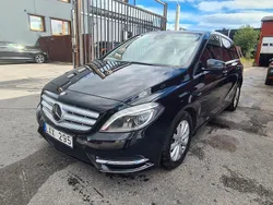 Svart Begagnad 2012 Mercedes B180 Minibuss | 59 900 kr (Superpris)