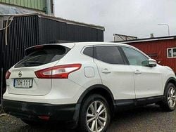 Vit Begagnad 2017 Nissan Qashqai SUV | 114 000 kr (Bra pris)