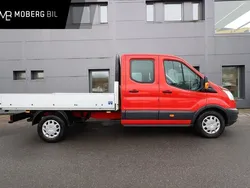 Röd Begagnad 2017 Ford Transit Van | 239 900 kr
