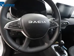 Vit Ny 2025 Dacia Sandero Expression Halvkombi | 222 900 kr (Bra pris)