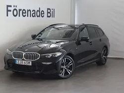 Svart Begagnad 2024 BMW 330e M Sport Kombi | 539 000 kr (Marknadspris)