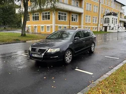 Svart Begagnad 2010 VW Passat Sportline Kombi | 35 000 kr (Marknadspris)