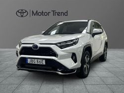 Vit Begagnad 2025 Toyota RAV4 Hybrid Edition SUV | 549 900 kr (Lite dyr)
