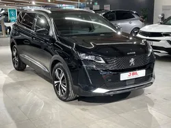Svart Begagnad 2023 Peugeot 5008 GTi Minibuss | 329 900 kr (Marknadspris)