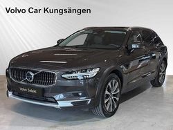 Grå Begagnad 2024 Volvo V90 CC Ultimate Kombi | 559 900 kr (Lite dyr)