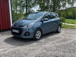 Blå Begagnad 2015 Hyundai i10 Comfort Halvkombi | 109 900 kr (Lite dyr)