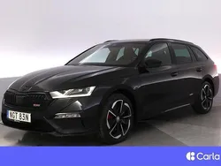 Svart Begagnad 2021 Skoda Octavia RS Kombi | 319 900 kr (Marknadspris)