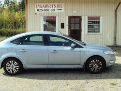 Blå Begagnad 2008 Ford Mondeo Ghia Halvkombi | 39 500 kr (Marknadspris)