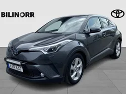 Mörkgrå Begagnad 2017 Toyota C-HR Active SUV | 179 900 kr (Marknadspris)
