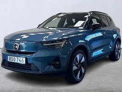 Blå Begagnad 2023 Volvo XC40 Plus SUV | 459 900 kr