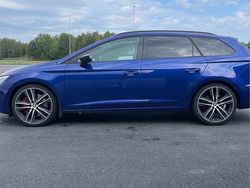 Blå Begagnad 2018 Cupra Leon Kombi | 220 000 kr (Marknadspris)