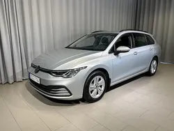 Silver Begagnad 2024 VW Golf VIII Life Kombi | 299 900 kr (Marknadspris)
