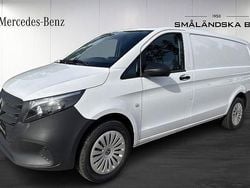 Vit Ny 2025 Mercedes Vito Minibuss | 536 250 kr (Marknadspris)