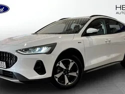 Vit (white) Begagnad 2022 Ford Focus Active Halvkombi | 179 900 kr (Superpris)