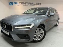 Grå Begagnad 2021 Volvo V60 Momentum Kombi | 229 900 kr (Bra pris)