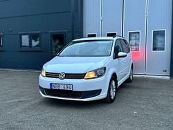 Vit Begagnad 2012 VW Touran Minibuss | 69 000 kr (Marknadspris)