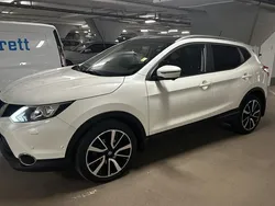 Vit Begagnad 2017 Nissan Qashqai SUV | 167 900 kr (Marknadspris)