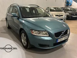 Blå Begagnad 2007 Volvo V50 Kinetic Kombi | 49 900 kr (Marknadspris)
