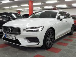 Vit Begagnad 2021 Volvo V60 Kombi | 269 500 kr (Marknadspris)