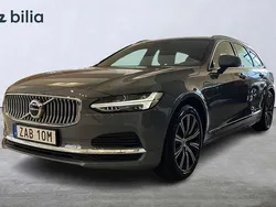 Grå Begagnad 2022 Volvo V90 Kombi | 419 900 kr (Marknadspris)