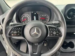 Ljusgrön (grön) Begagnad 2020 Mercedes Sprinter Van | 329 000 kr (Superpris)