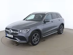 Grå Begagnad 2022 Mercedes GLC220 AMG SUV | 417 000 kr (Marknadspris)