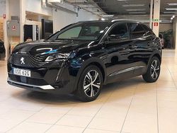 Svart (svart metallic) Begagnad 2024 Peugeot 3008 GT SUV | 284 900 kr (Marknadspris)