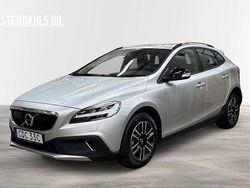 Silver Begagnad 2019 Volvo V40 CC Plus Kombi | 189 000 kr (Marknadspris)