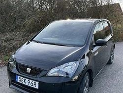 Svart Begagnad 2020 Seat Mii Electric Halvkombi | 129 000 kr
