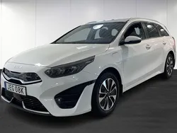 Vit (white) Begagnad 2022 Kia Ceed Sportswagon Advance Kombi | 259 900 kr (Marknadspris)