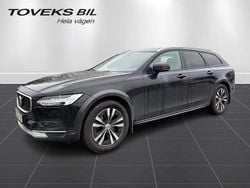 Svart Begagnad 2022 Volvo V90 CC Kombi | 379 000 kr (Marknadspris)